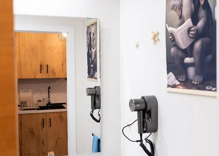 Loft On The And A Few Steps From Downtown Apartment *